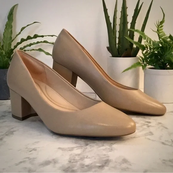 NWOB Easy Spirit ‘Cosma’ Pumps - Picture 1 of 13